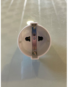 Tomada adaptadora modelo Alemanha/Suécia Cinza 2