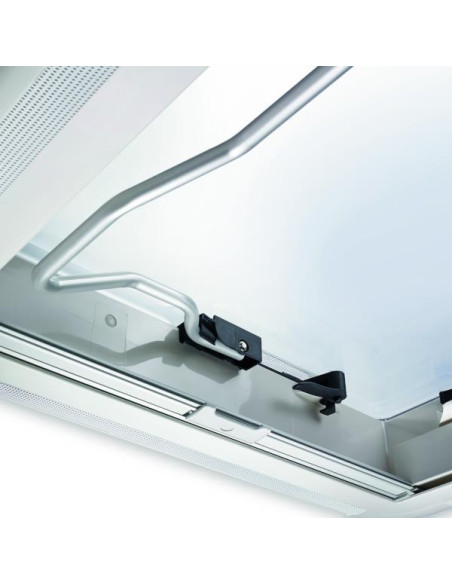 CLARABOIA 960x655 HEKI 2 DOMETIC