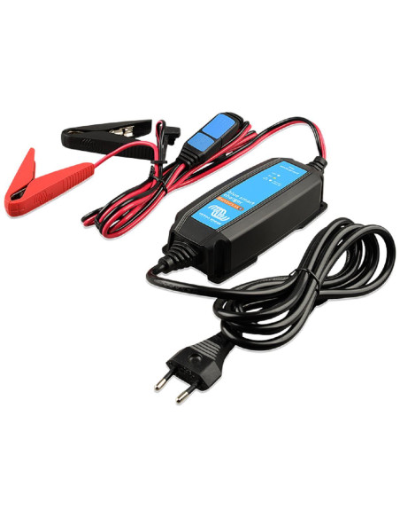 Carregador de bateriasVictron Blue Smart IP65 12/15 230V CEE 7/17 Retail