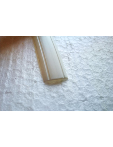 Borracha de acabamento p/perfil de aluminio Knaus (metro)