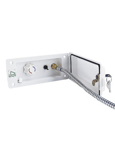 Saida exterior branca água quente e fria com chuveiro Reich 2