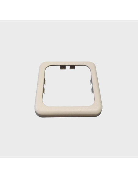 Aro de tomada branco