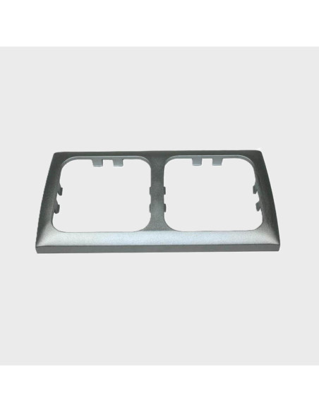 Aro duplo cromado com tampa para tomada