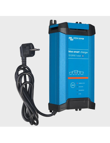Carregador de baterias Victron Blue Smart IP22 12/30 230V 1
